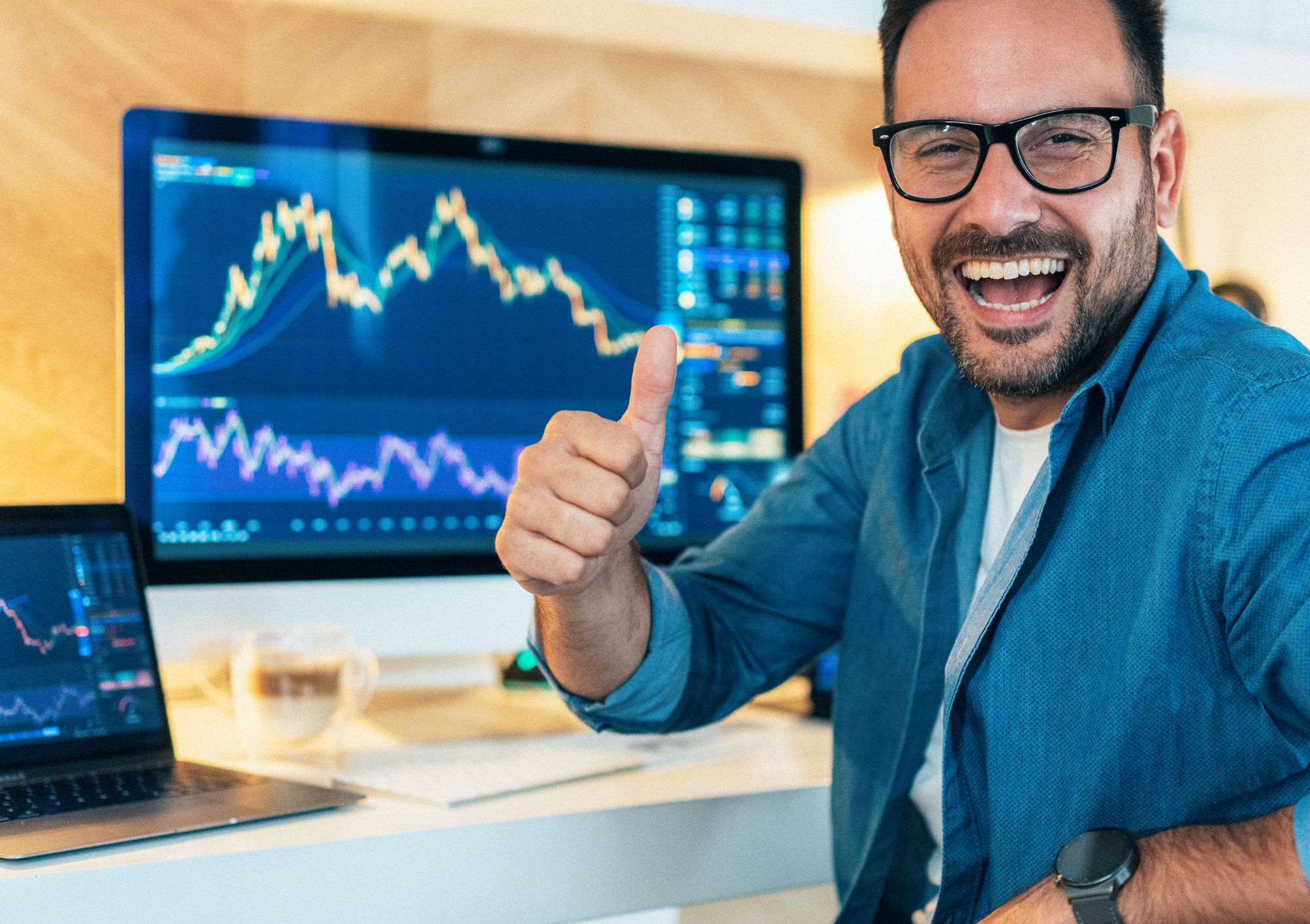 Online trading láme rekordy: komfortní volba, který láká profesionály i začátečníky